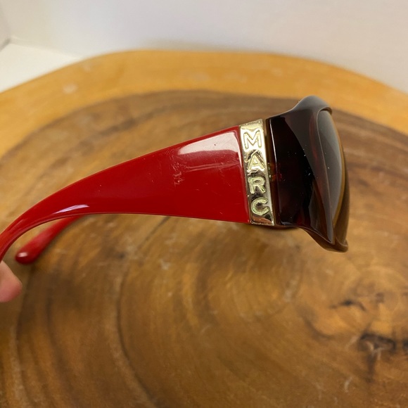 Marc by Marc Jacobs Oversized Sunglasses - Picture 7 of 9